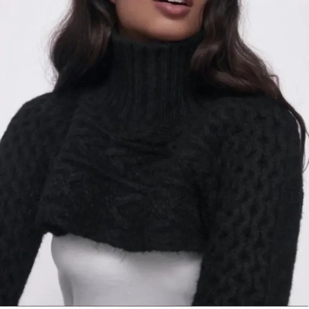 ZARA Cable Knit Arm Warmer Sweater Black - Picture 1 of 9